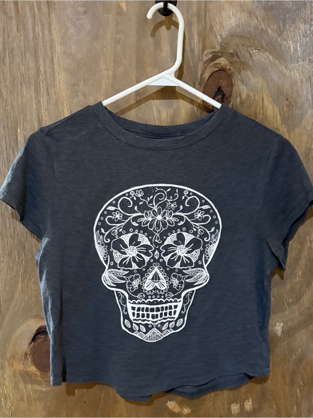 H&M Charcoal Tee with White Floral Skull Print
